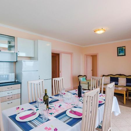 3 Bedroom Beautiful Apartment In Orasac Exteriér fotografie