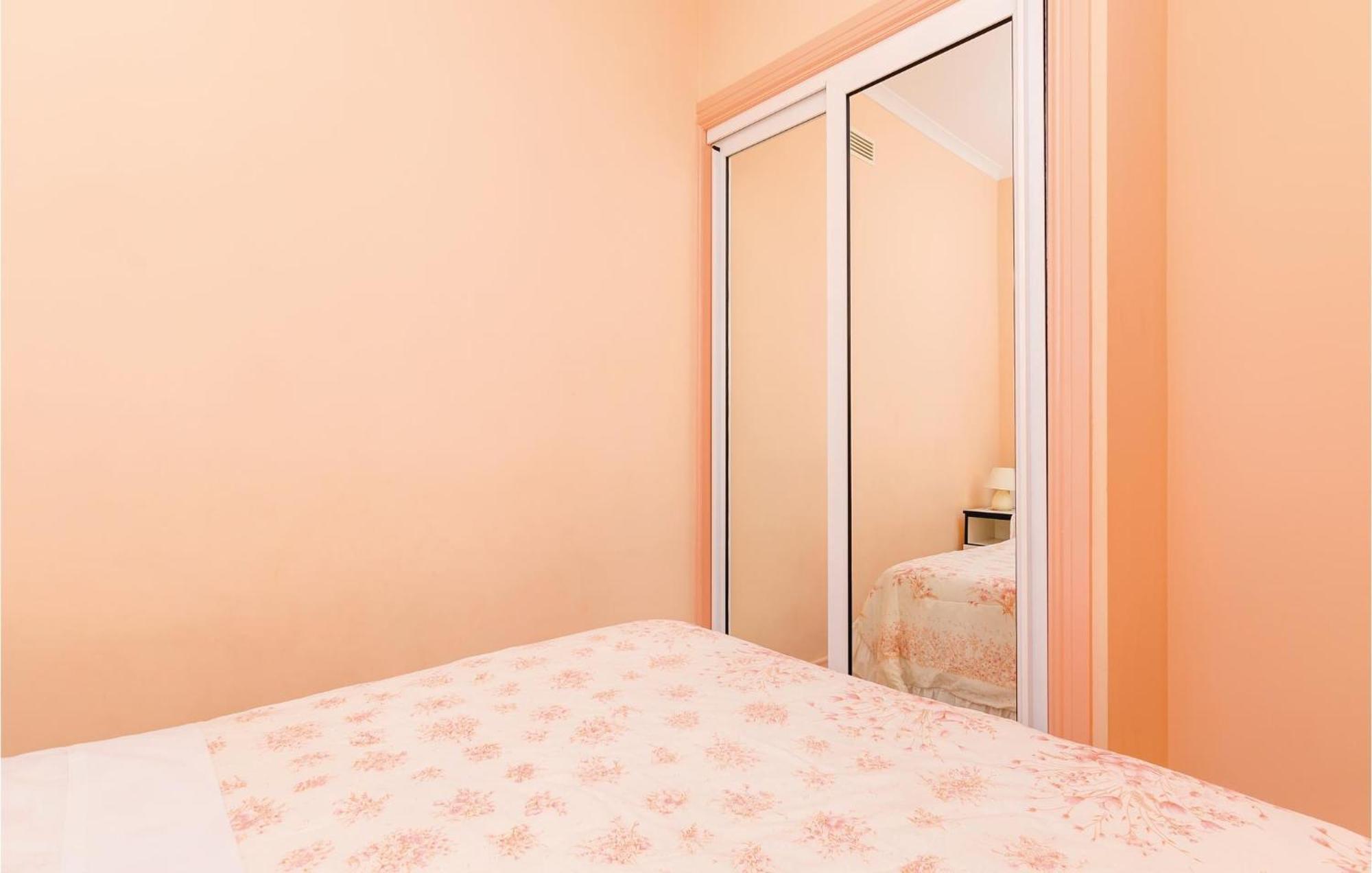 3 Bedroom Beautiful Apartment In Orasac Exteriér fotografie